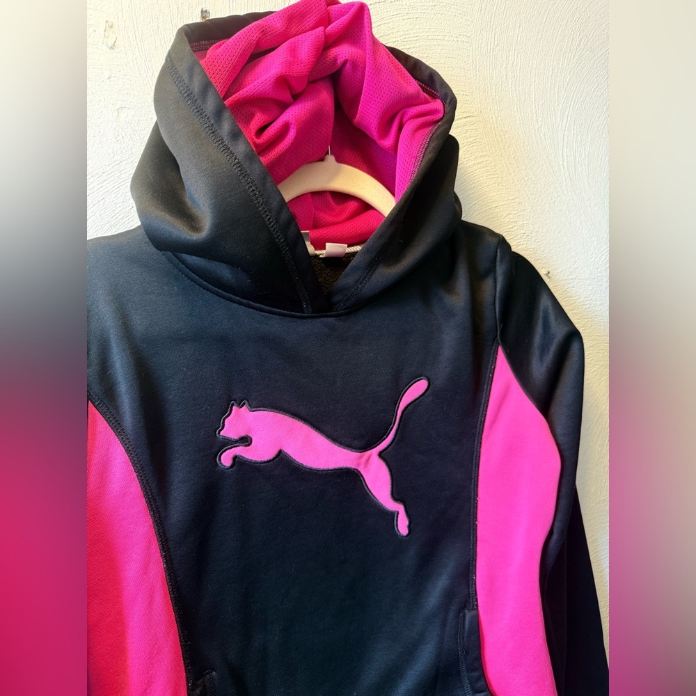 Puma Pink & Black Logo Hoodie Girls 16 Sporty Y2K Athleisure Petite Fit - Picture 4 of 6
